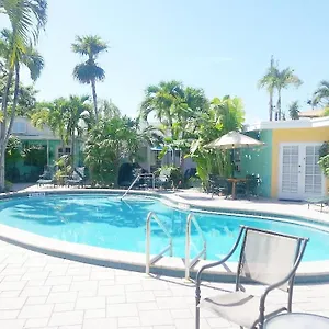  Casa de hóspedes Alexander Palms Court - No Hidden Fees! Estados Unidos da América
